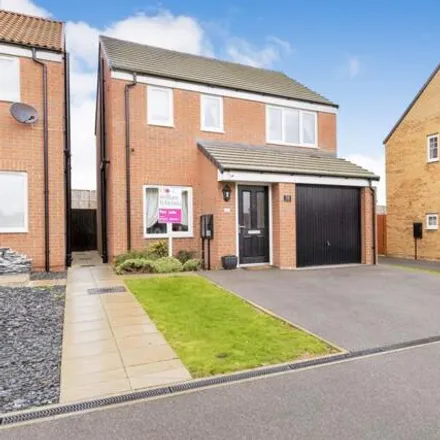 Buy this 3 bed house on Northfield and Poplars Farm in Snow Close, Sleaford