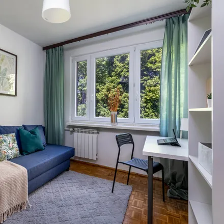 Rent this 3 bed room on Szulborska 6 in 01-104 Warsaw, Poland