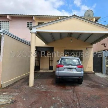 Rent this 3 bed house on Calle S in Distrito San Miguelito, Panama City