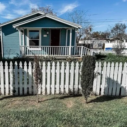 Buy this 1 bed house on 336 F Street in Lemoore, CA 93245