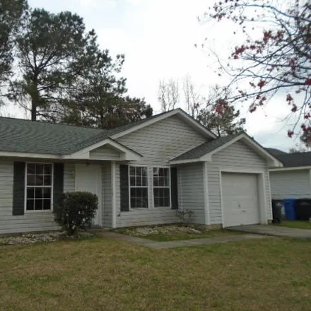 Rent this 3 bed house on 3029 Foxhorn Road in Foxhorn Village, Jacksonville