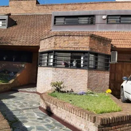 Buy this 4 bed house on Francisco Drumond 751 in Adrogué, Argentina