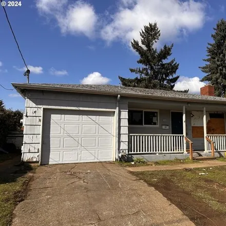 Buy this 3 bed house on 1545 Southeast 89th Avenue in Portland, OR 97216