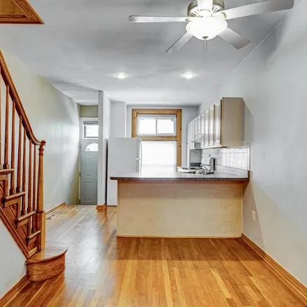 Image 7 - 621 South Belnord Avenue, Baltimore, MD 21224, USA - Townhouse for sale