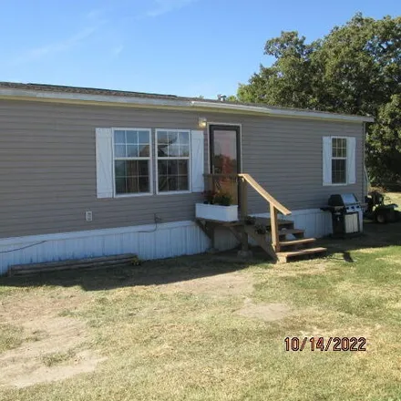 Buy this 3 bed house on Moose Drive in Neosho, MO 64864