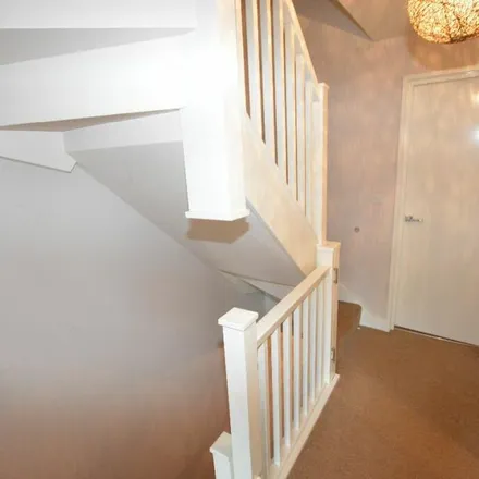 Rent this 4 bed duplex on Ascot Drive in Dinnington, S25 3RL