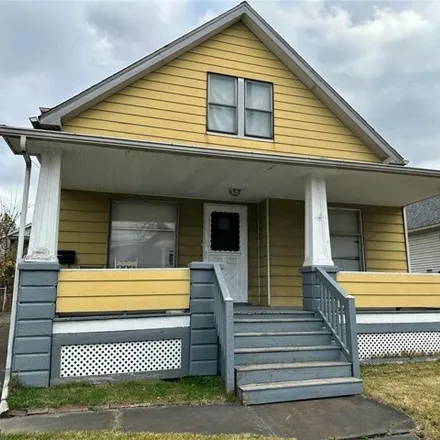 Buy this 3 bed house on 4117 East 56th Street in Cleveland, OH 44105