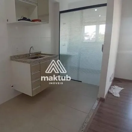 Rent this 2 bed apartment on Rua Lauro Muller in Vila Sacadura Cabral, Santo André - SP