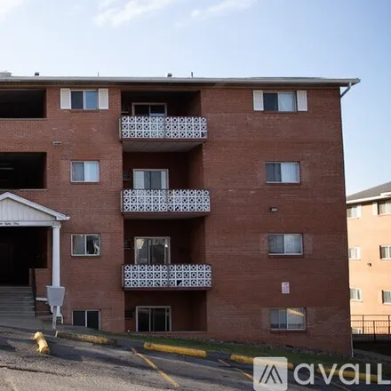 Rent this 2 bed apartment on 883 E Everly St