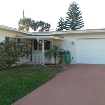 Rent this 3 bed house on 8 Juniper Drive in Ormond-by-the-Sea, Ormond Beach