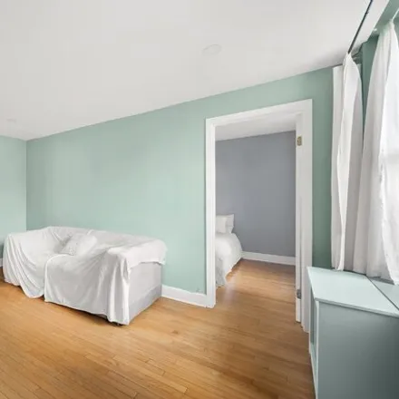 Image 7 - 155 East 2nd Street, New York, NY 10009, USA - Apartment for sale