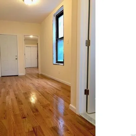 Image 6 - 1239 Willoughby Avenue, New York, NY 11237, USA - House for sale