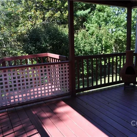 Image 8 - 543 Overlook Drive, Spruce Pine, NC 28777, USA - House for sale