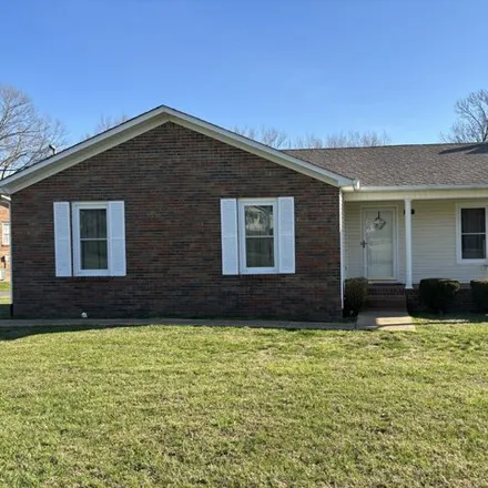 Buy this 3 bed house on 1488 Creekview Court in Columbia, TN 38401