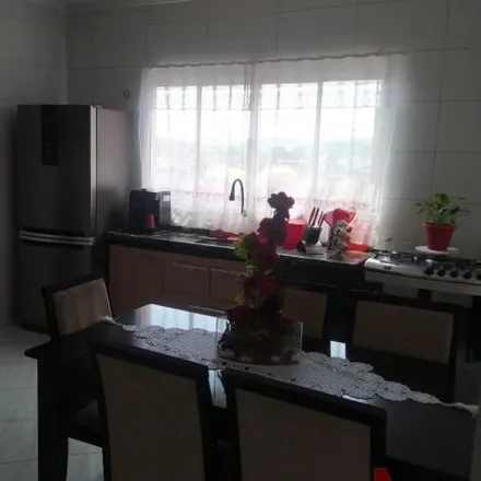 Buy this 5 bed house on Rua Victória Marconato Zonta in Sapopemba, São Paulo - SP