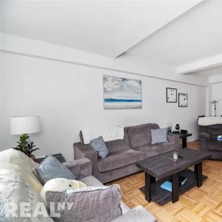 Buy this studio apartment on 45 W 54th St Unit 10a in New York, 10019
