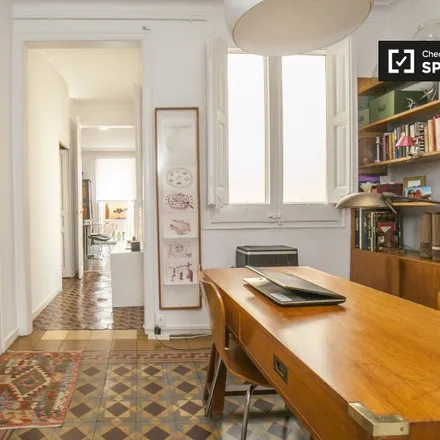 Image 4 - Passeig de Sant Joan, 54, 08009 Barcelona, Spain - Room for rent