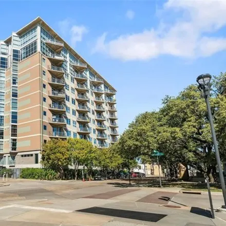 Rent this 2 bed condo on 1028 Belleview Street in Dallas, TX 75215