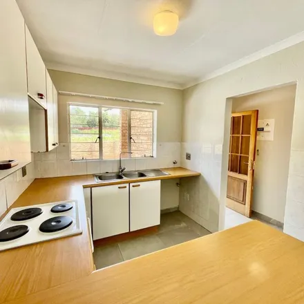 Image 1 - Apiesdoring Street, Sundowner, Randburg, 2169, South Africa - Apartment for rent