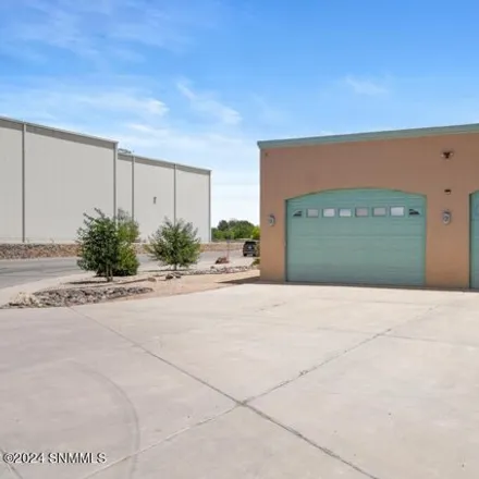 Image 2 - Valley Cold Storage & Transportation, Stoney Brook Circle, Doña Ana County, NM 88047, USA - House for sale