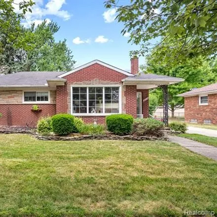 Buy this 3 bed house on 9716 Melbourne Avenue in Allen Park, MI 48101