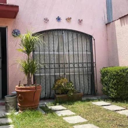 Buy this 3 bed house on Privada Los Sauces in 50017 San Lorenzo Tepaltitlan, MEX