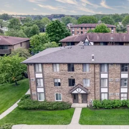 Buy this 2 bed condo on 1000 Centurion Court in Vernon Hills, IL 60061