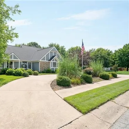 Image 3 - 103 Toucan Street, Raymore, MO 64083, USA - House for sale