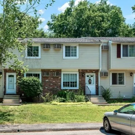 Buy this 2 bed house on 92 Cynthia Ln Apt E4 in Middletown, Connecticut