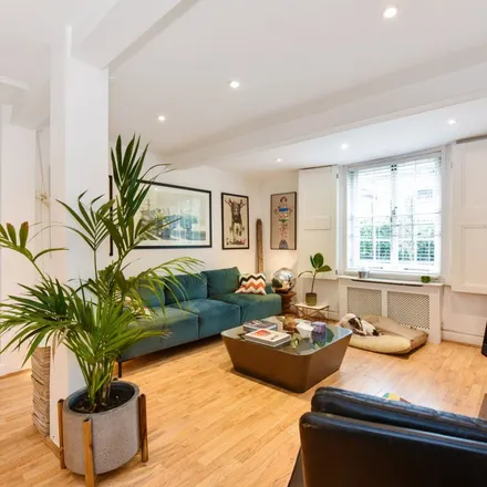 Rent this 2 bed apartment on 12-22 Church Crescent in London, E9 7DJ