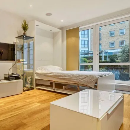 Rent this 1 bed apartment on London in SW6 2FB, United Kingdom