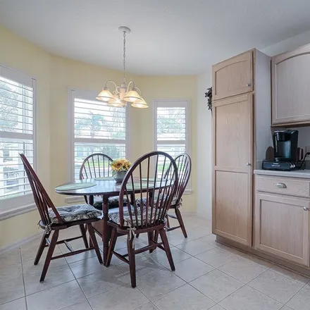 Image 6 - 571 Smithfield Place, The Villages, FL 32162, USA - House for sale