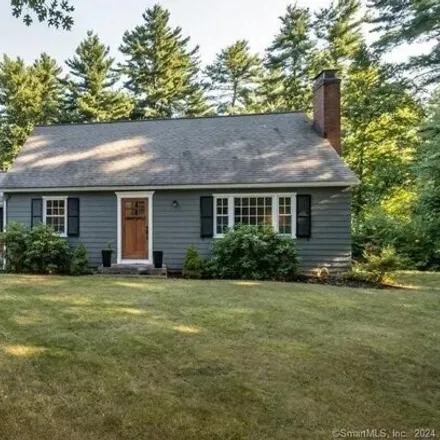 Rent this 3 bed house on 168 Farms Village Road in West Simsbury, Simsbury