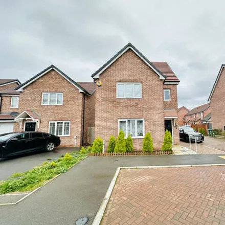 Buy this 4 bed house on 31 Willow Way in Coventry, CV3 3HU