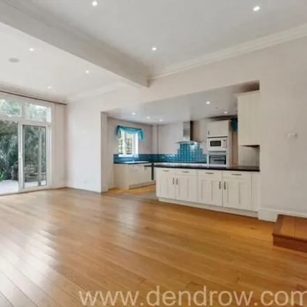 Buy this 5 bed house on Gordon Road in London, W5 2AD