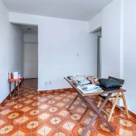 Buy this 2 bed apartment on Avenida Brigadeiro Luís Antônio 1627 in Morro dos Ingleses, São Paulo - SP