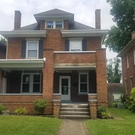Buy this 4 bed house on 118 West 10th Avenue in Huntington, WV 25701