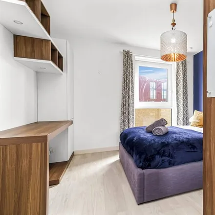Image 6 - London, SE8 5EX, United Kingdom - Apartment for rent