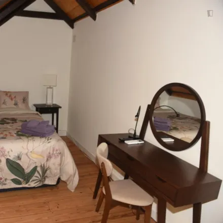 Rent this 2 bed apartment on unnamed road in Lisbon, Portugal