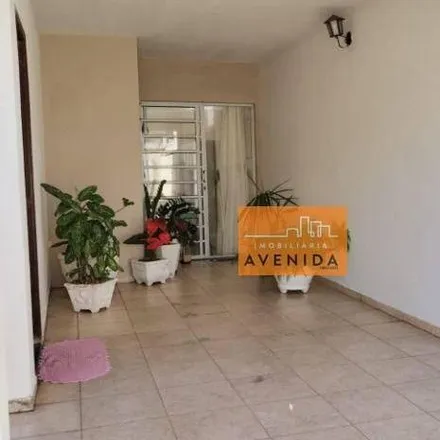 Buy this 2 bed house on Rua Eurico de Godoy in Paulínia - SP, 13145-396