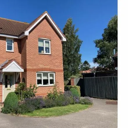 Buy this 3 bed house on Hoopers Close in Bottesford, NG13 0FH