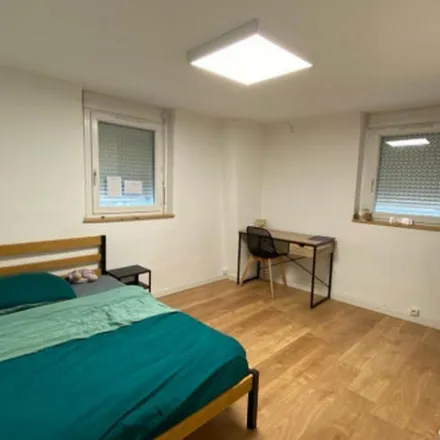 Rent this 4 bed apartment on 40 Rue de la Libération in 47200 Marmande, France