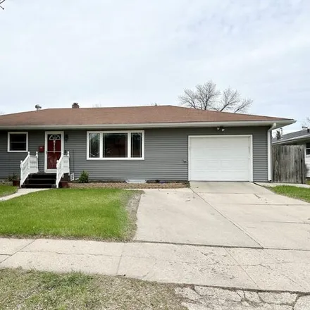 Buy this 5 bed house on Viking School in 22nd Avenue South, Grand Forks