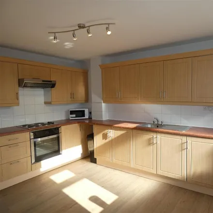 Image 2 - Ancrum Street, Newcastle upon Tyne, NE2 4LR, United Kingdom - Townhouse for rent