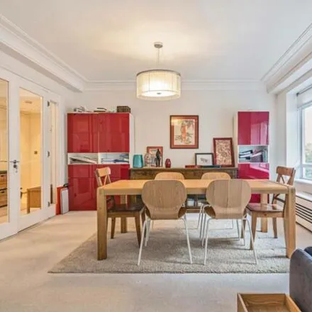 Image 9 - Viceroy Court, 58 - 74 Prince Albert Road, Primrose Hill, London, NW8 7SA, United Kingdom - Apartment for sale