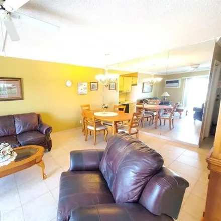 Image 2 - 720 Orton Ave Apt 608, Fort Lauderdale, Florida, 33304 - Condo for sale