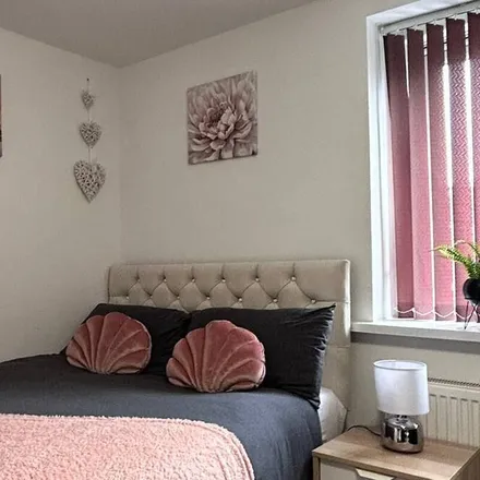 Rent this 1 bed apartment on Kirklees in HD2 1JJ, United Kingdom