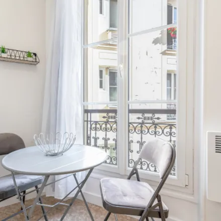 Image 2 - 6;8 Rue Crespin du Gast, 75011 Paris, France - Apartment for rent