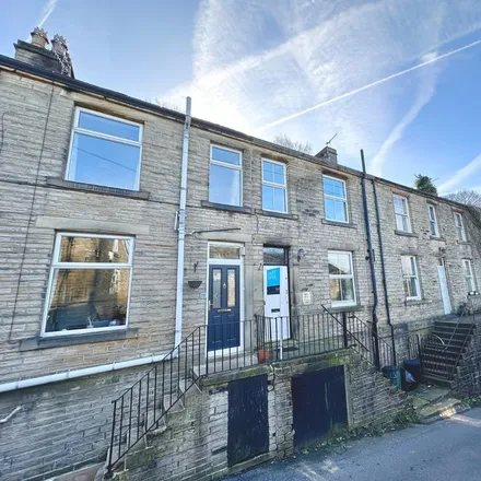 Rent this 1 bed townhouse on Back Lane in Holmfirth, HD9 1HG