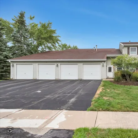 Buy this 2 bed house on 33 Gant Circle in Streamwood, IL 60107